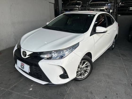 TOYOTA YARIS 1.5 16V FLEX SEDAN XS CONNECT MULTIDRIVE